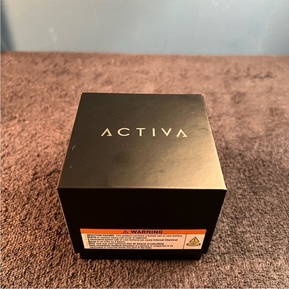 Rare Activa X Invicta Purple and Black Women's Watch new in box - Picture 10 of 10